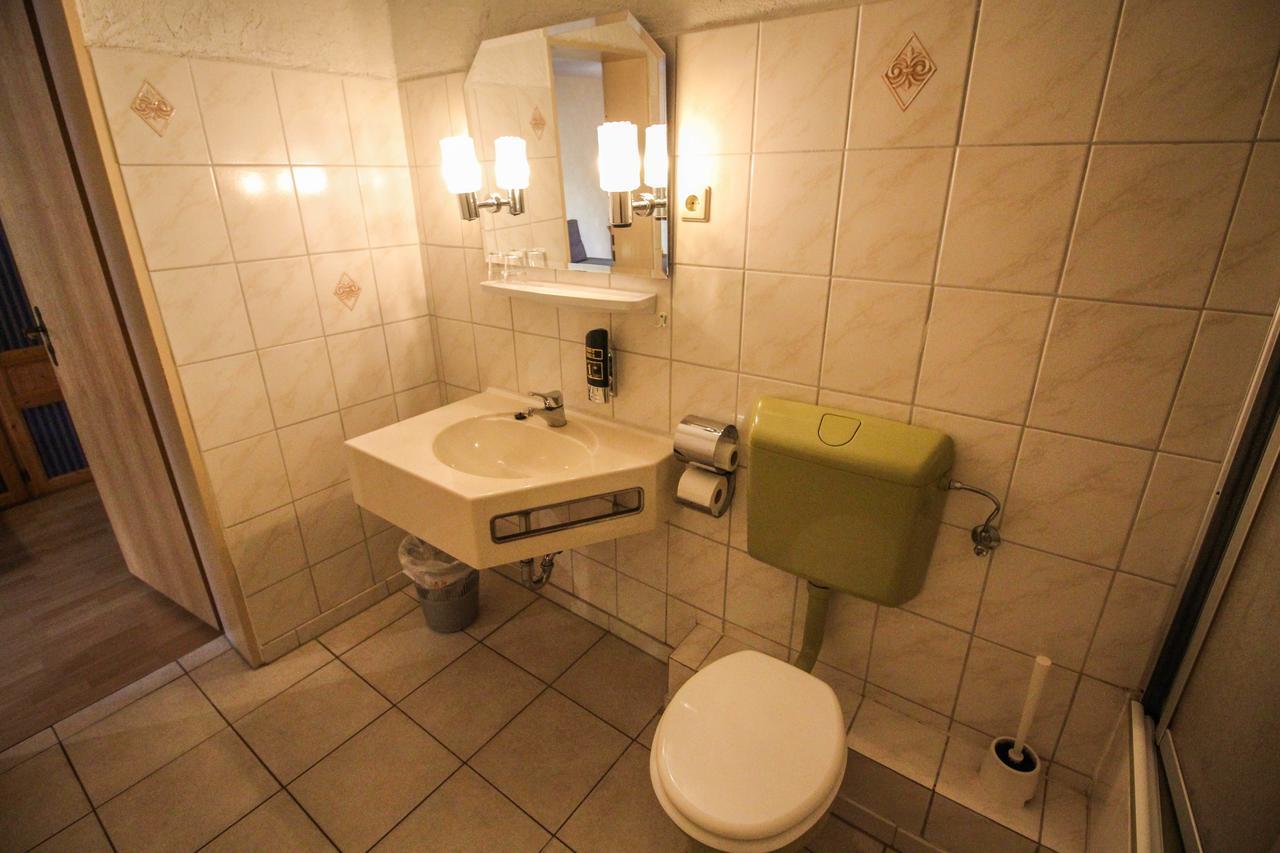 Bogensporthotel "Bad" Айзенбах Екстериор снимка