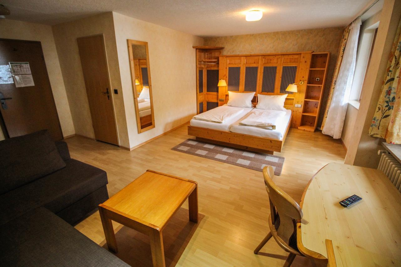 Bogensporthotel "Bad" Айзенбах Екстериор снимка
